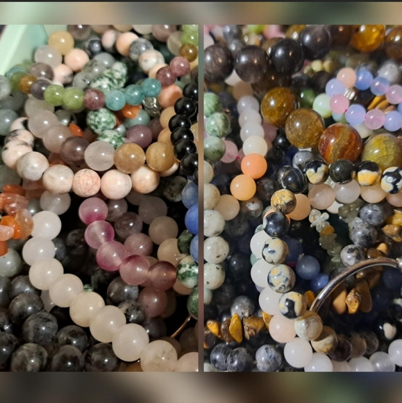 1 (One) Mystery Crystal Bracelet - Picture 8 of 8